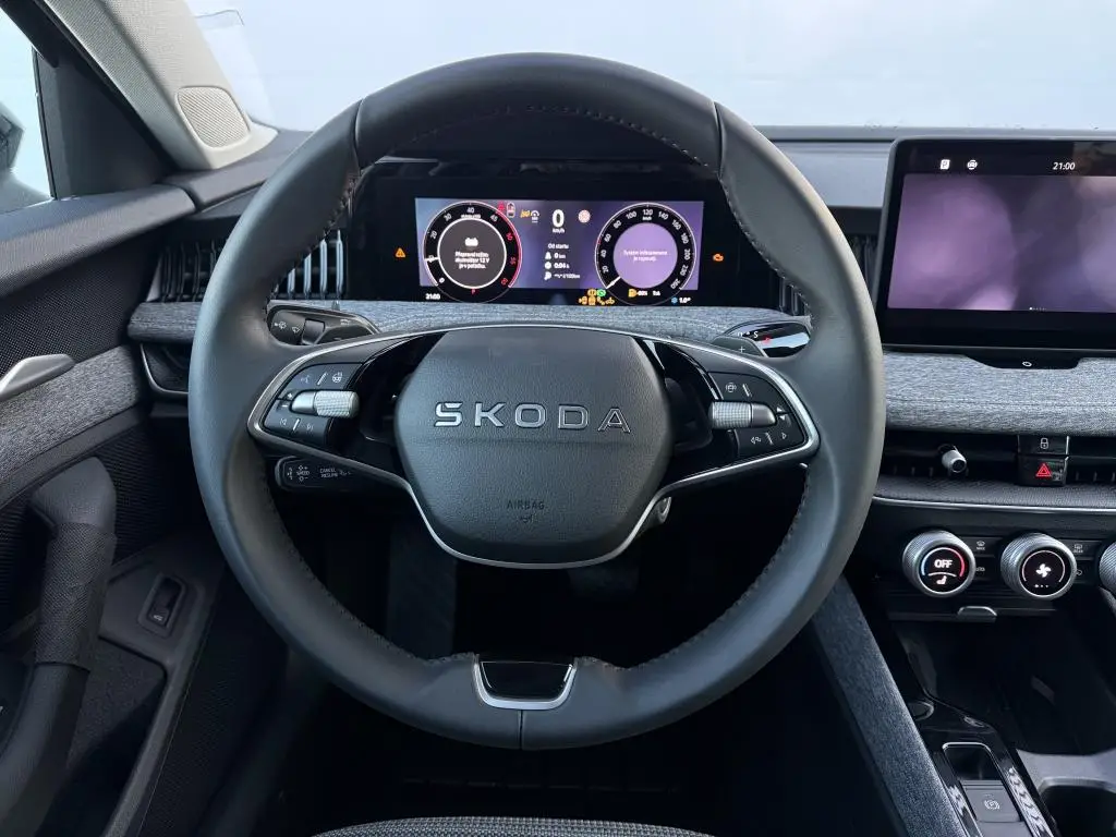 Škoda Superb Combi Selection 7DSG 2,0TDI / 110kW