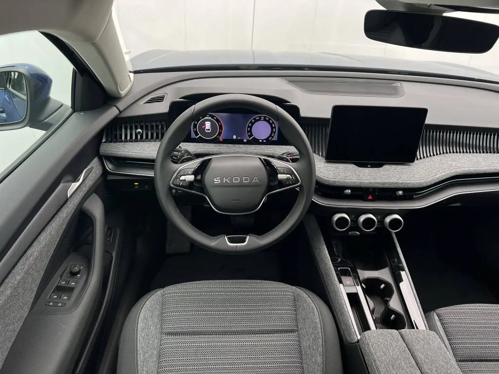 Škoda Superb Combi Selection 7DSG 2,0TDI / 110kW