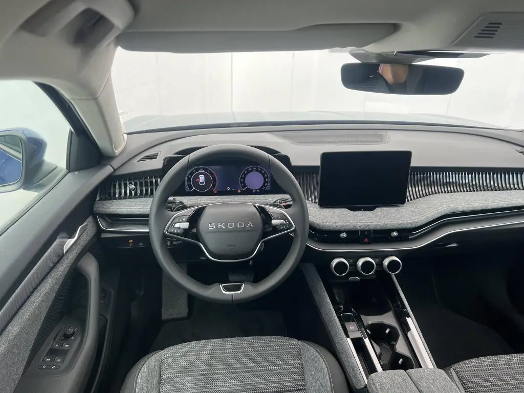 Škoda Superb Combi Selection 7DSG 2,0TDI / 110kW