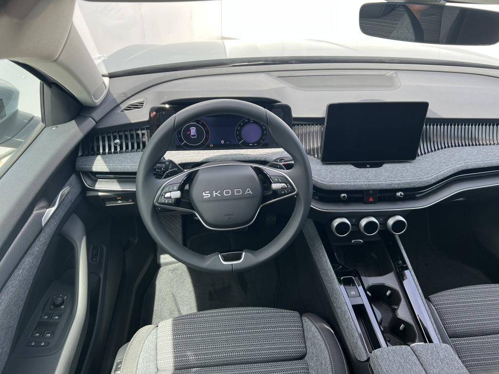 Škoda Superb Combi Selection 7DSG 2,0TDI / 110kW