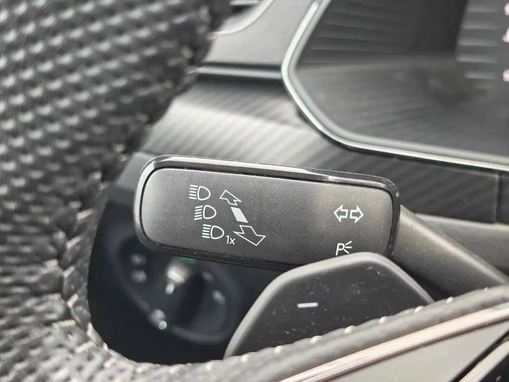 Škoda Superb Combi SportLine 7DSG 2,0TDI / 147kW