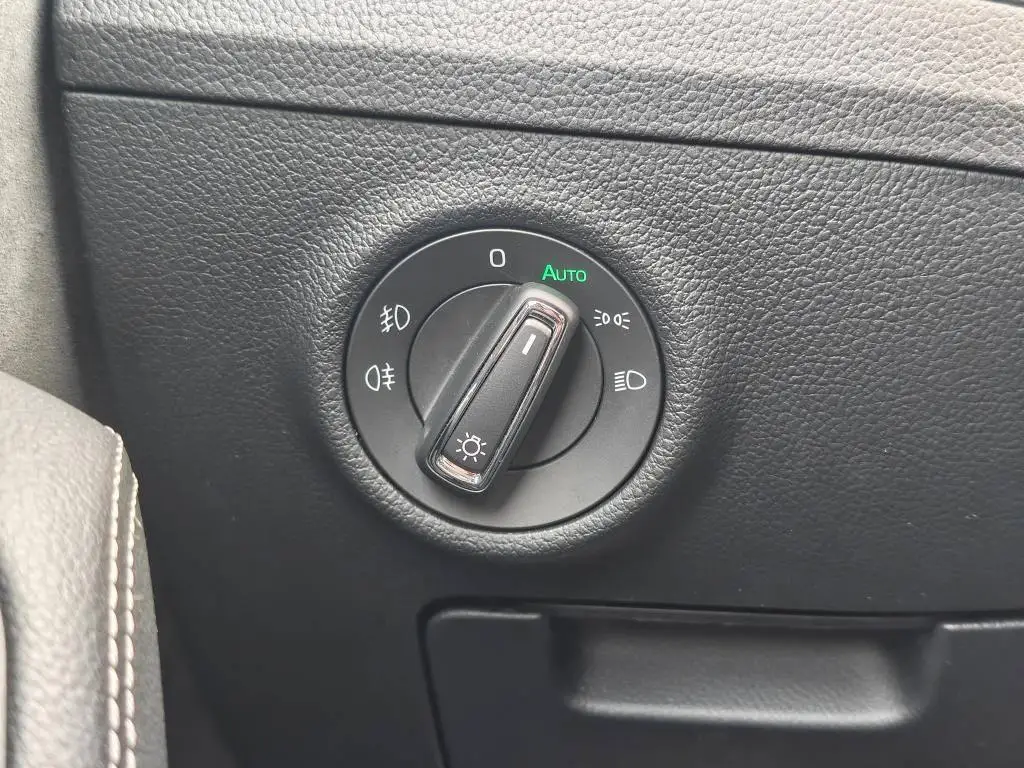 Škoda Superb Combi SportLine 7DSG 2,0TDI / 147kW