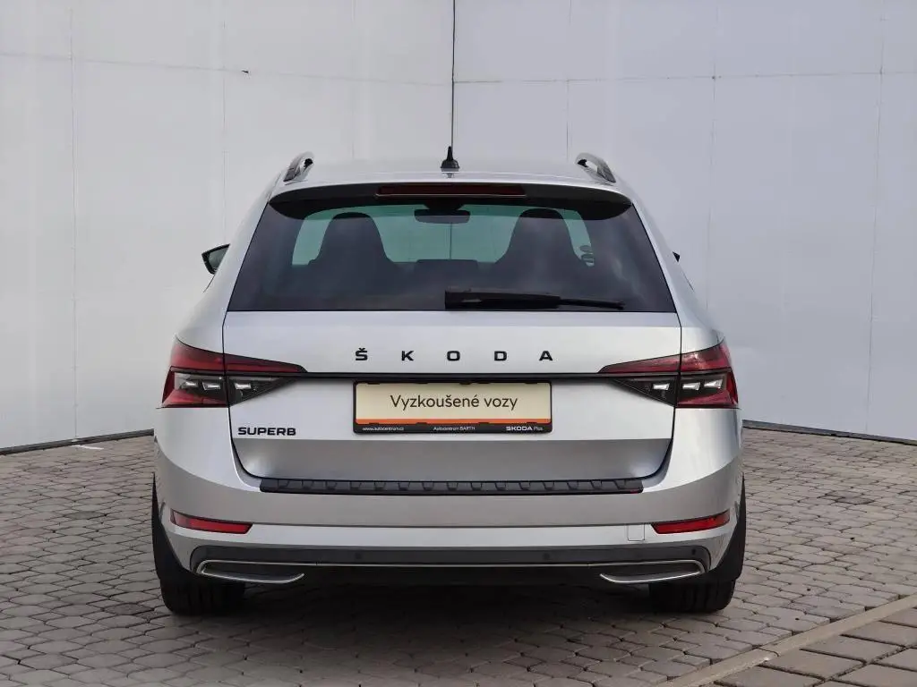 Škoda Superb Combi SportLine 7DSG 2,0TDI / 147kW