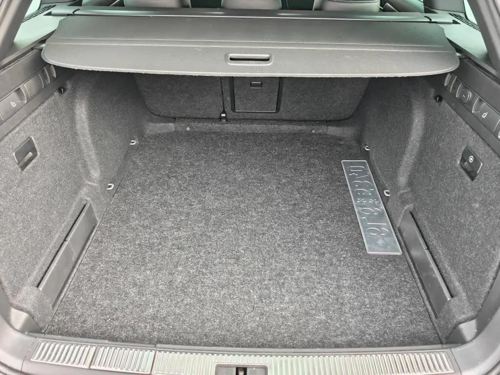 Škoda Superb Combi SportLine 7DSG 2,0TDI / 147kW