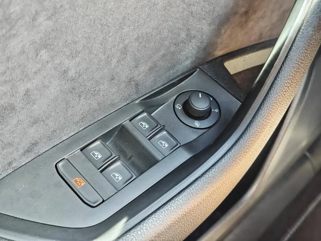 Škoda Superb Combi SportLine ABT DSG 2,0TDI / 158kW