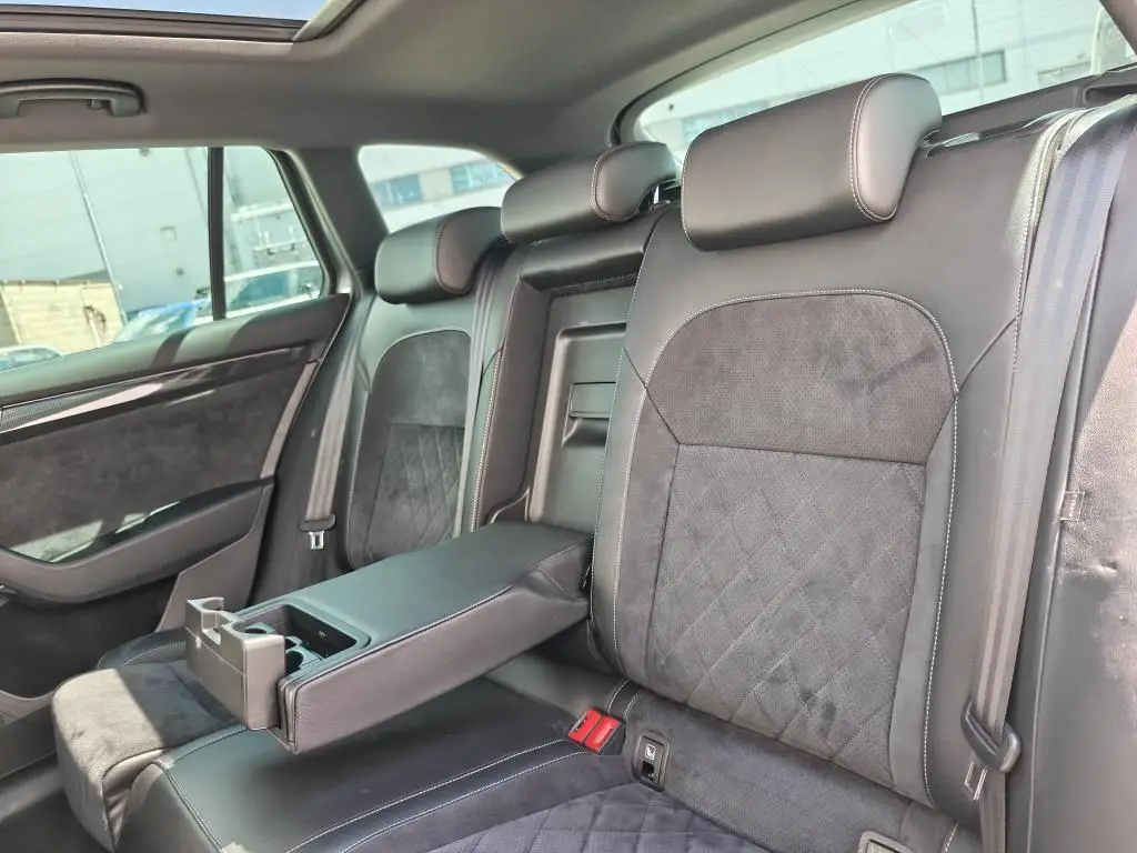 Škoda Superb Combi SportLine ABT DSG 2,0TDI / 158kW