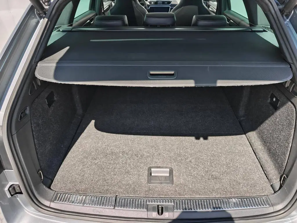 Škoda Superb Combi SportLine ABT DSG 2,0TDI / 158kW