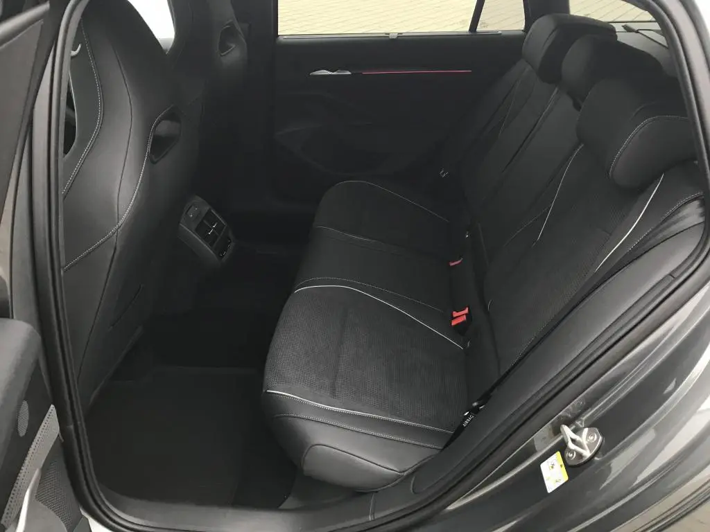 Škoda Superb Combi Sportline DSG 2,0TDI / 110kW