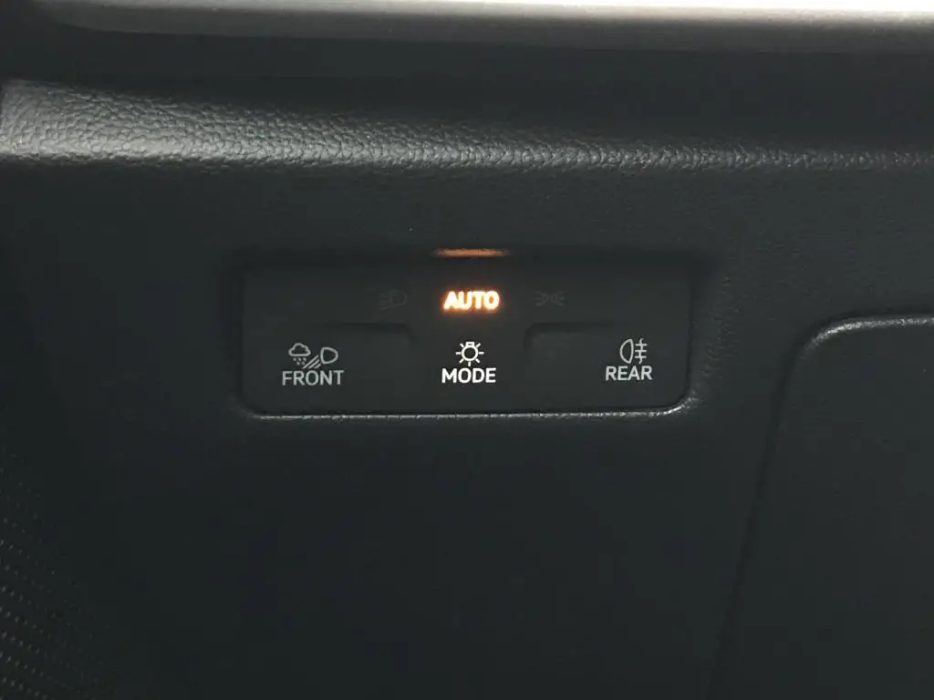 Škoda Superb Combi Sportline DSG 2,0TDI / 110kW