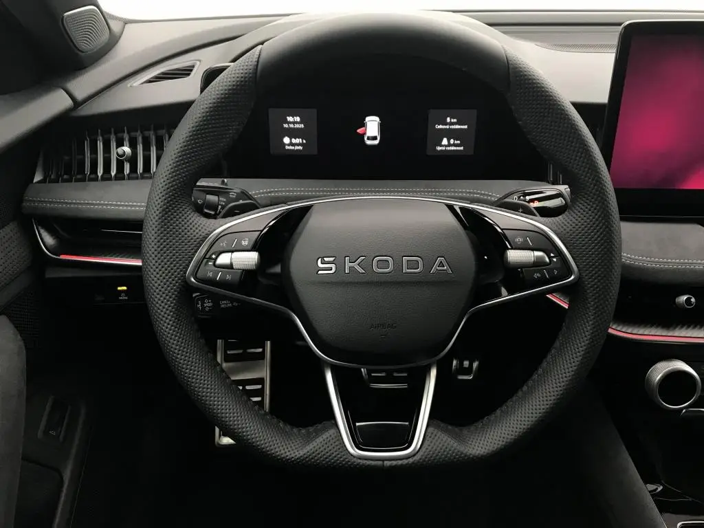 Škoda Superb Combi Sportline DSG 2,0TDI / 110kW