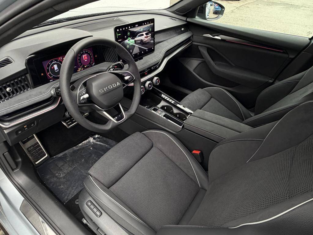 Škoda Superb Combi Sportline DSG 2,0TDI / 142kW