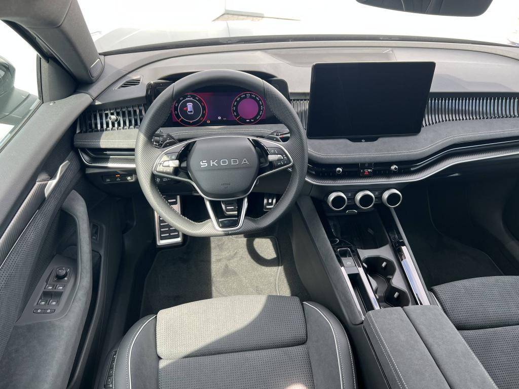 Škoda Superb Combi Sportline DSG 2,0TDI / 142kW