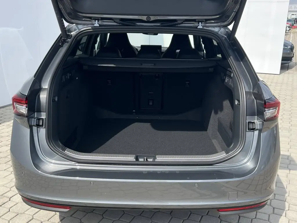 Škoda Superb Combi Sportline DSG 2,0TDI / 142kW