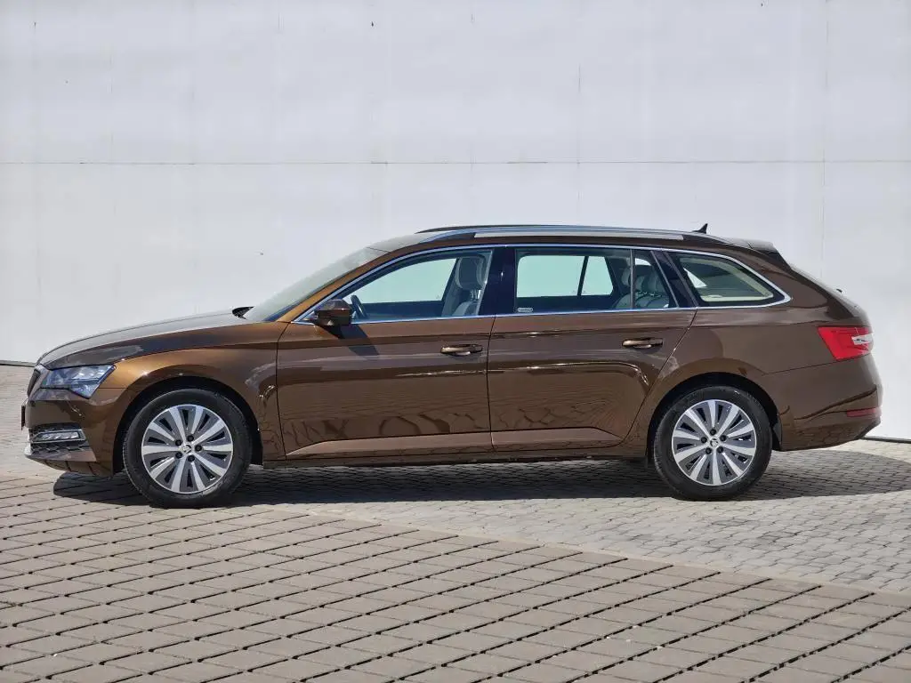 Škoda Superb Combi Style 6MP 2,0TDI / 110kW