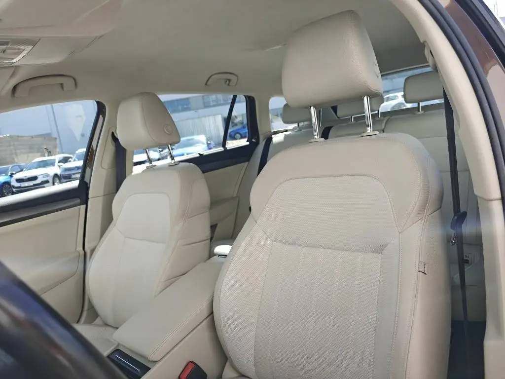 Škoda Superb Combi Style 6MP 2,0TDI / 110kW