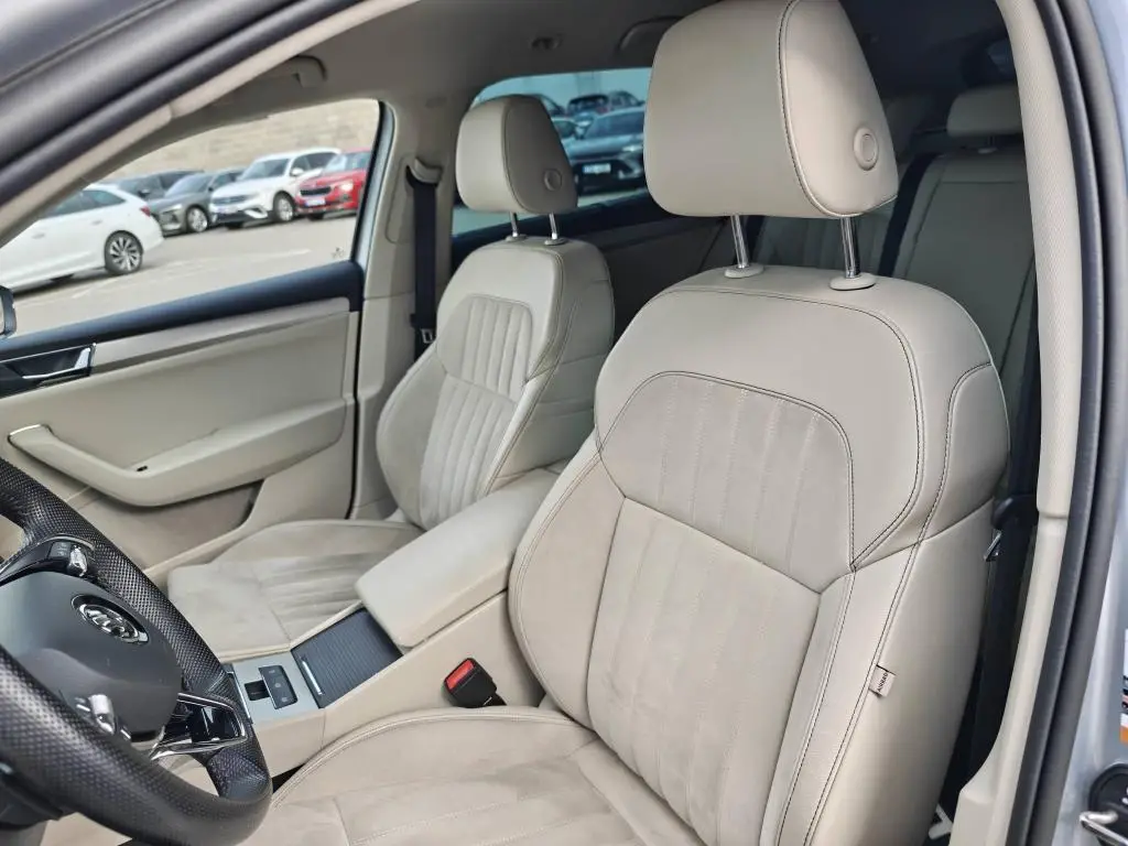 Škoda Superb Combi Style 7DSG 1,5TSI / 110kW