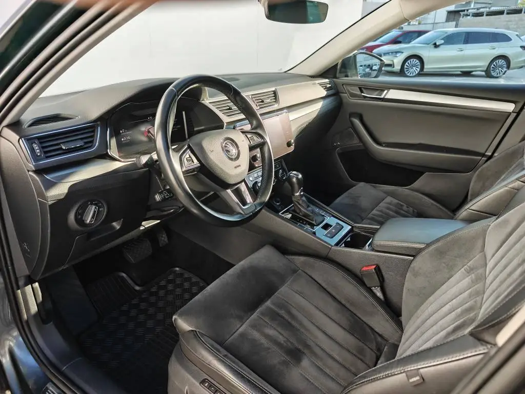 Škoda Superb Combi Style 7DSG 2,0TDI / 110kW
