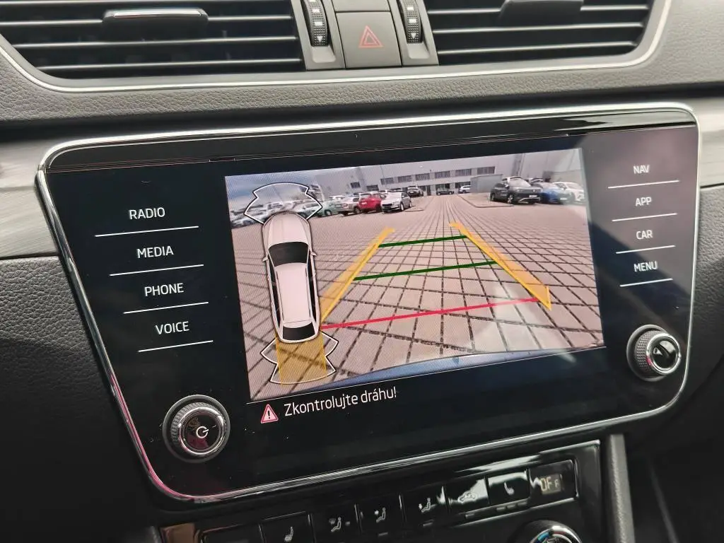Škoda Superb Combi Style 7DSG 2,0TDI / 110kW