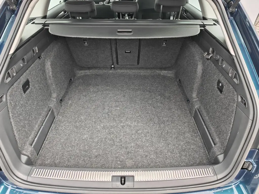 Škoda Superb Combi Style 7DSG 2,0TDI / 110kW