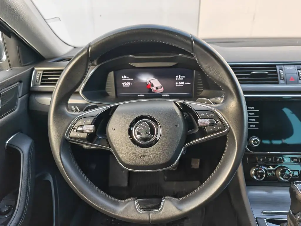 Škoda Superb Combi Style 7DSG 2,0TDI / 147kW