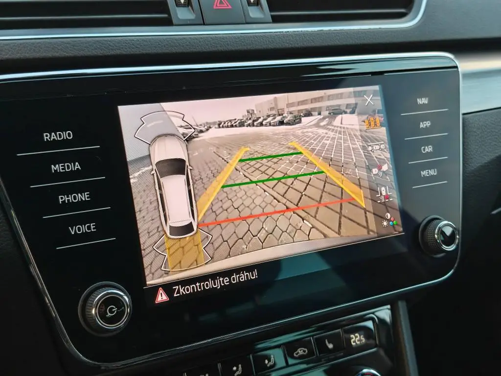 Škoda Superb Combi Style 7DSG 2,0TDI / 147kW