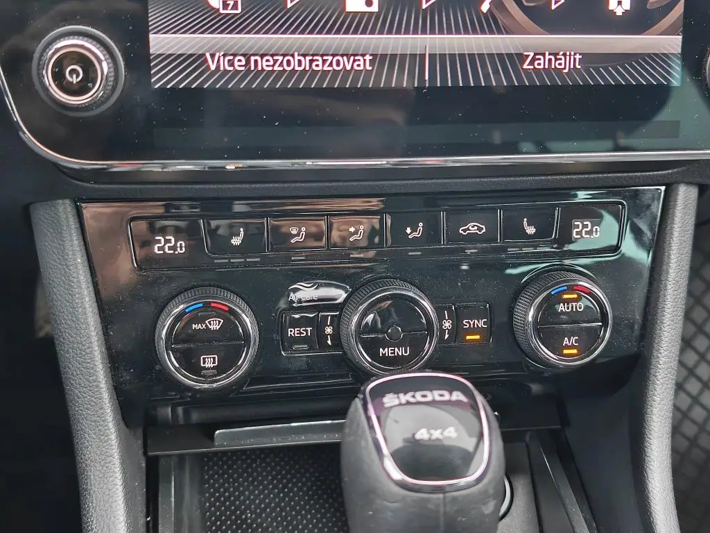 Škoda Superb Combi Style 7DSG 2,0TDI / 147kW