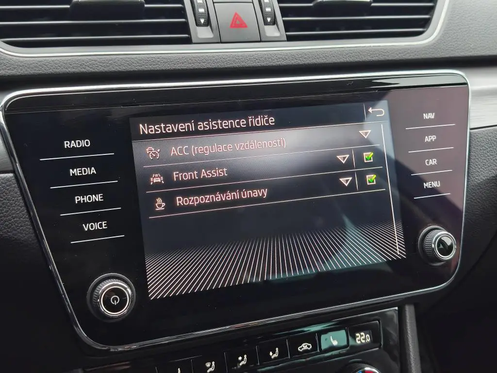 Škoda Superb Combi Style 7DSG 2,0TDI / 147kW