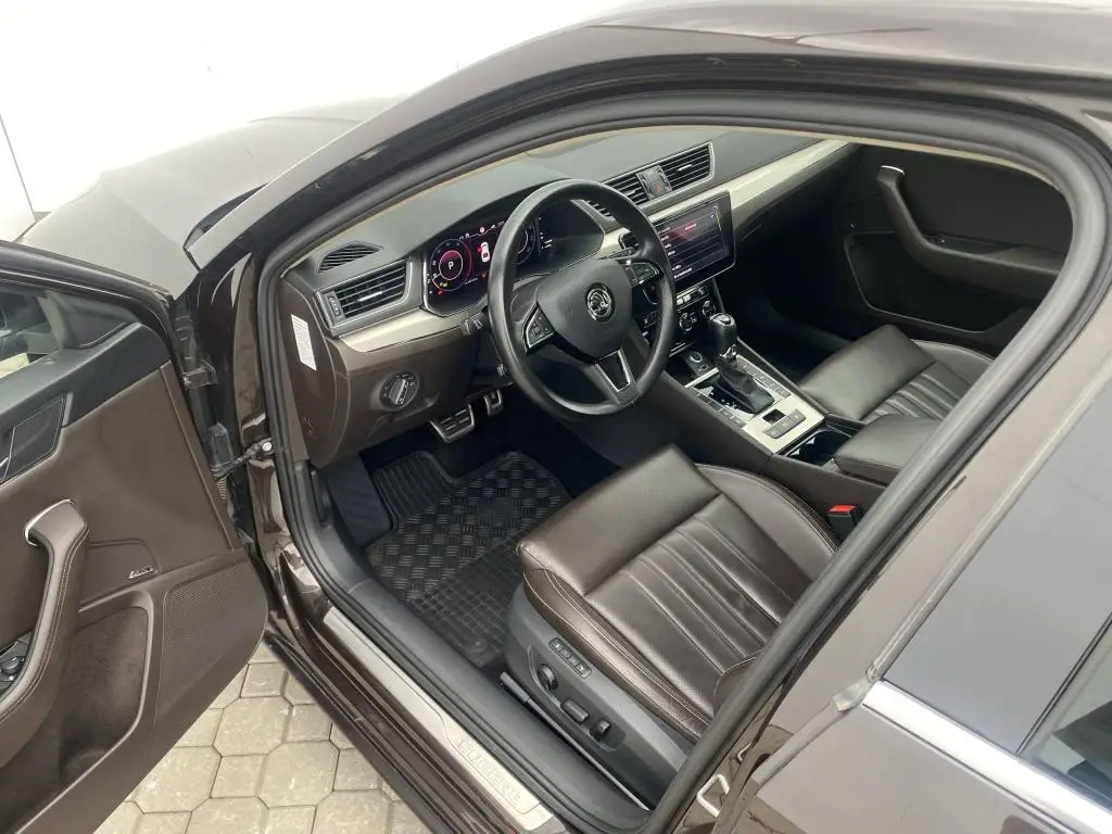 Škoda Superb L&K 7DSG 2,0TDI / 110kW