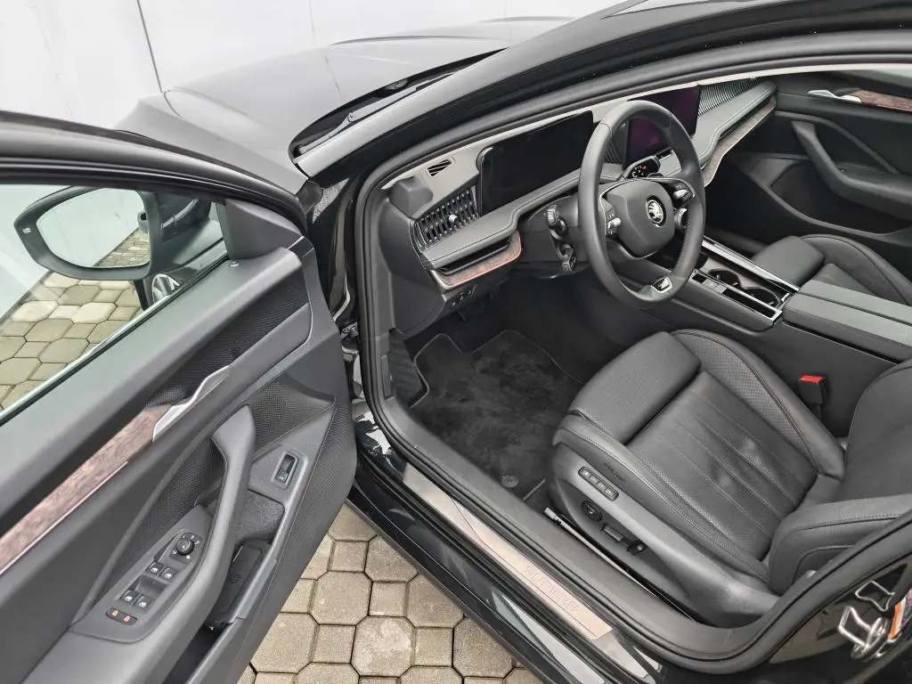 Škoda Superb L&K 7DSG 2,0TDI / 110kW