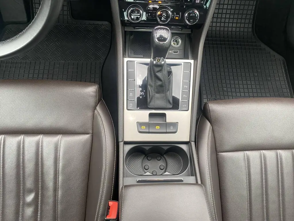 Škoda Superb L&K 7DSG 2,0TDI / 110kW