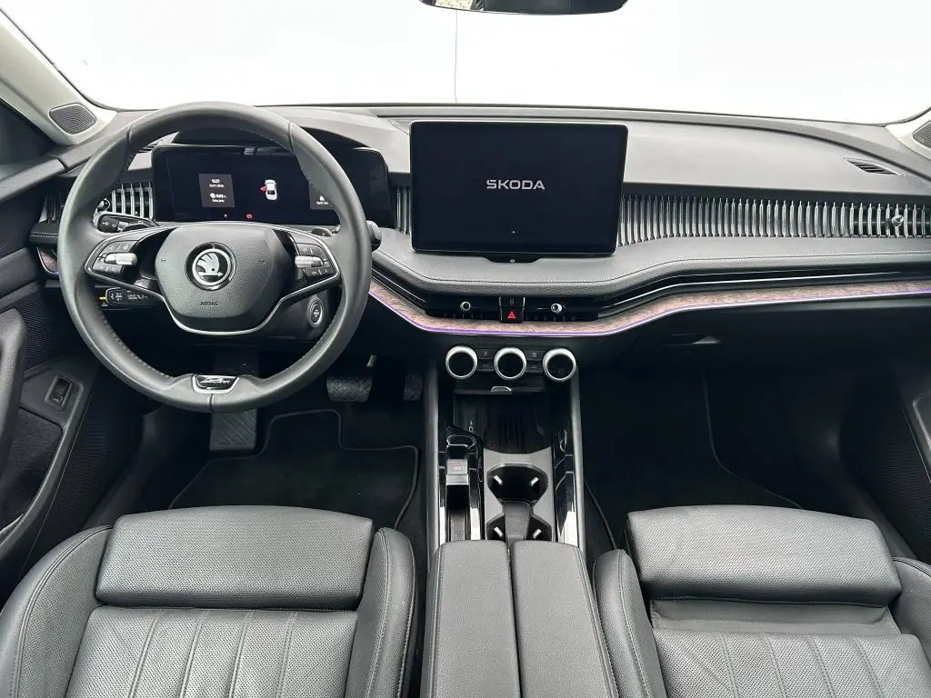 Škoda Superb L&K 7DSG 2,0TDI / 110kW