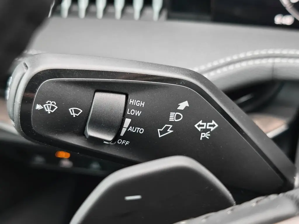 Škoda Superb L&K 7DSG 2,0TDI / 110kW