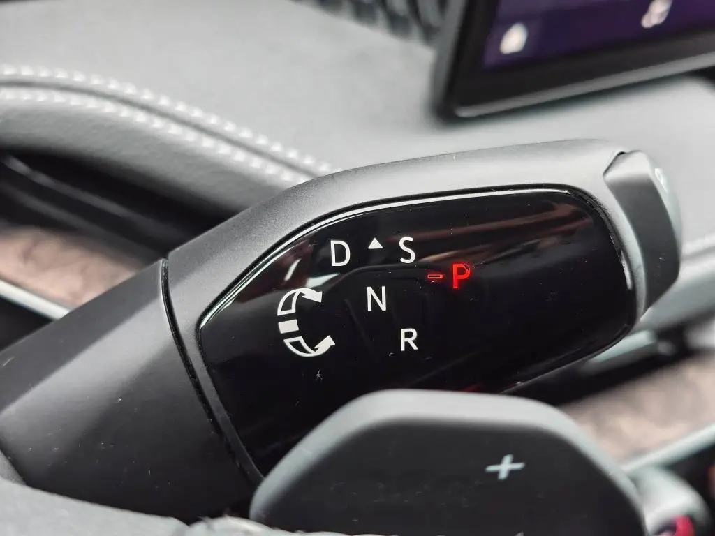 Škoda Superb L&K 7DSG 2,0TDI / 110kW