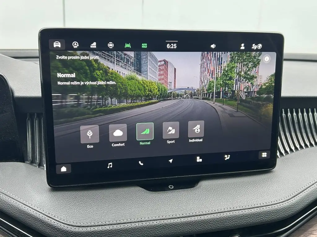 Škoda Superb L&K 7DSG 2,0TDI / 110kW