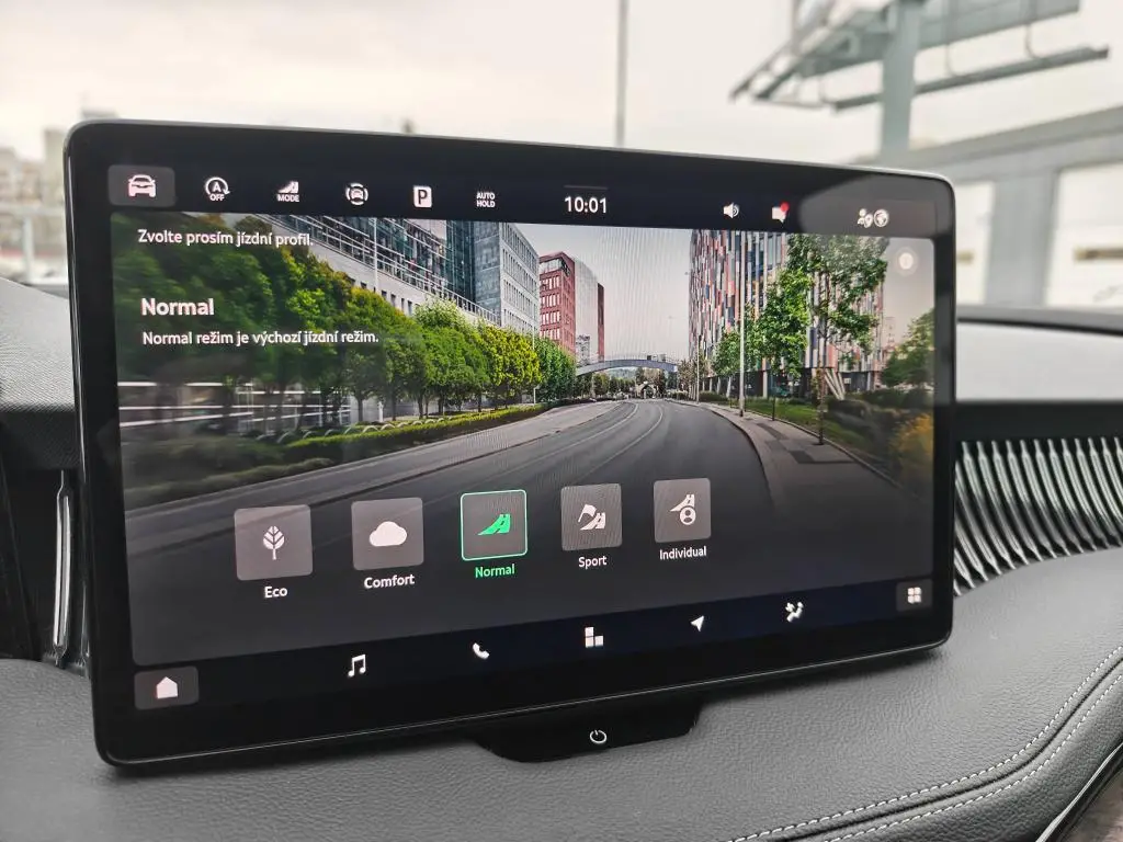 Škoda Superb L&K 7DSG 2,0TDI / 110kW