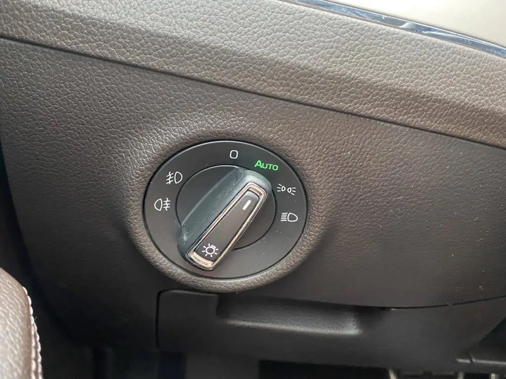 Škoda Superb L&K 7DSG 2,0TDI / 110kW