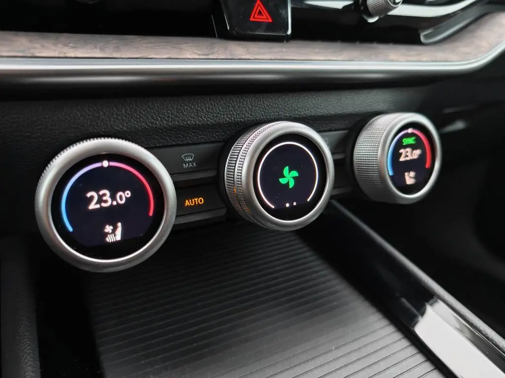 Škoda Superb L&K 7DSG 2,0TDI / 110kW