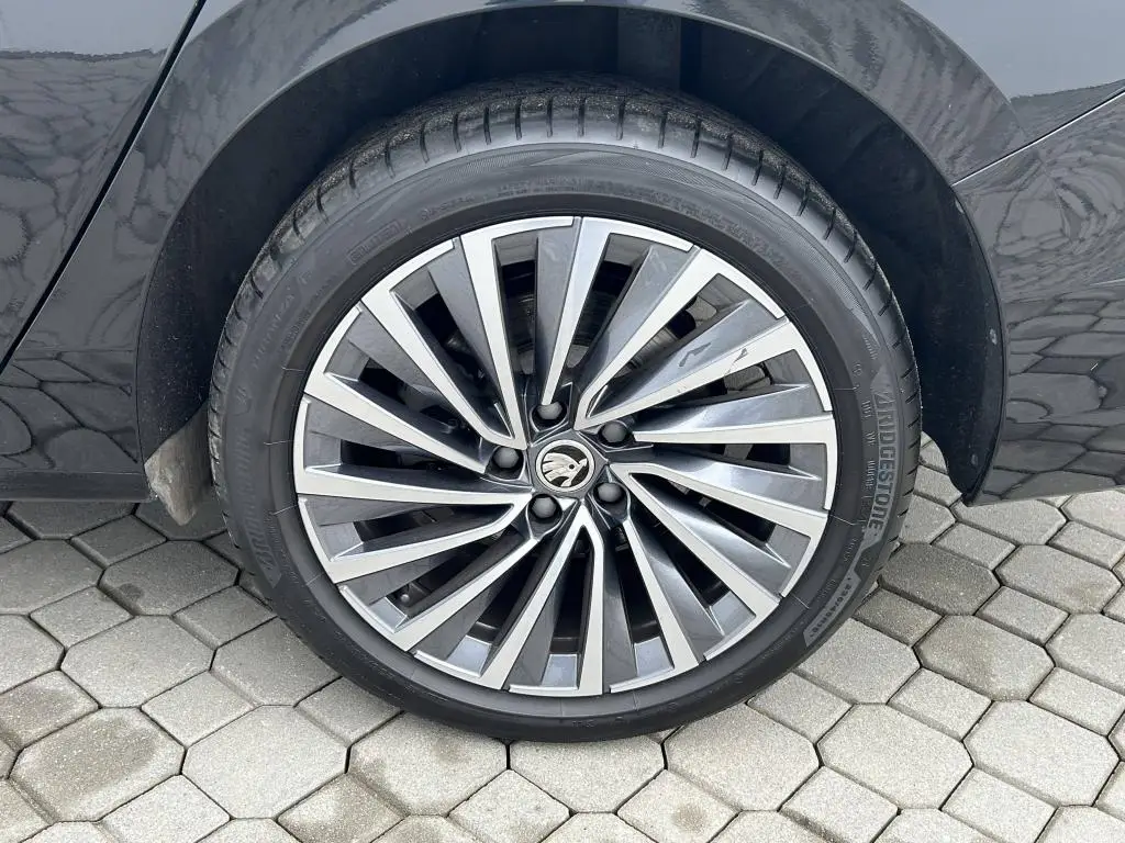 Škoda Superb L&K 7DSG 2,0TDI / 110kW