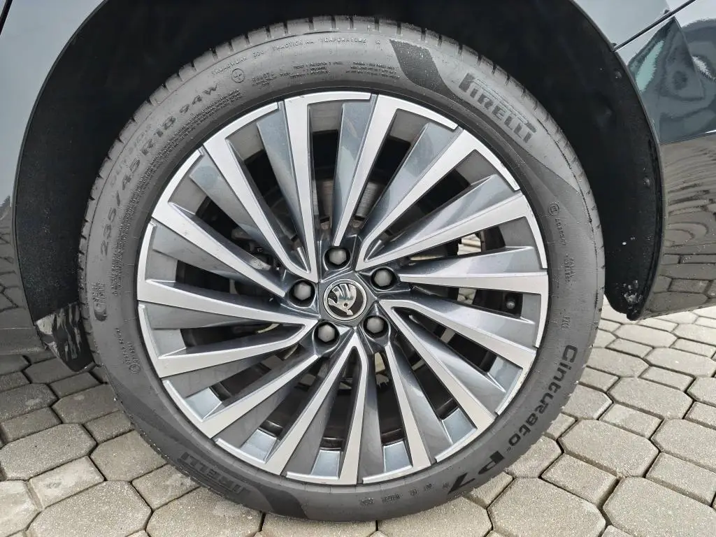 Škoda Superb L&K 7DSG 2,0TDI / 110kW