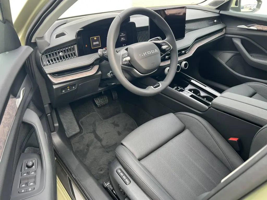 Škoda Superb L&K 7DSG 2,0TDI / 110kW