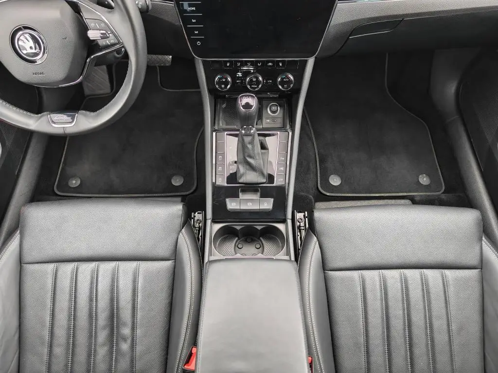 Škoda Superb L&K 7DSG 2,0TSI / 140kW
