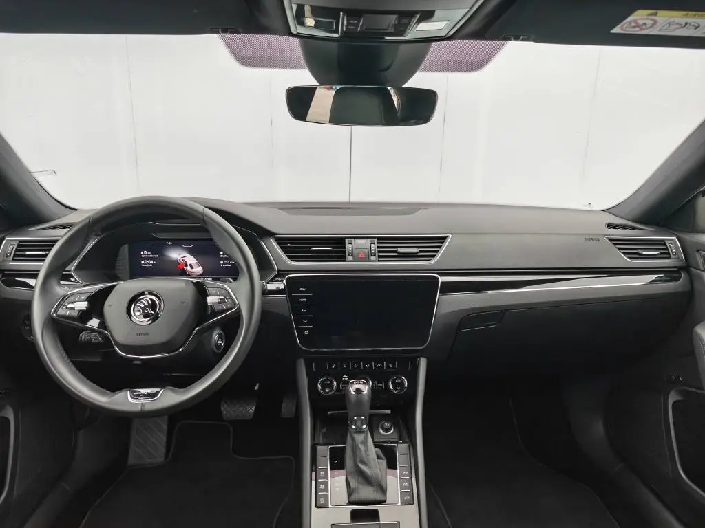 Škoda Superb L&K 7DSG 2,0TSI / 140kW