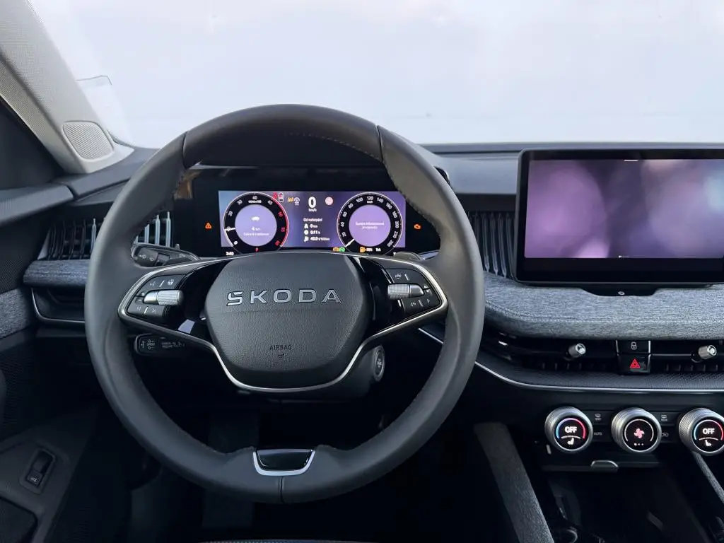 Škoda Superb Selection 7DSG 2,0TDI / 110kW