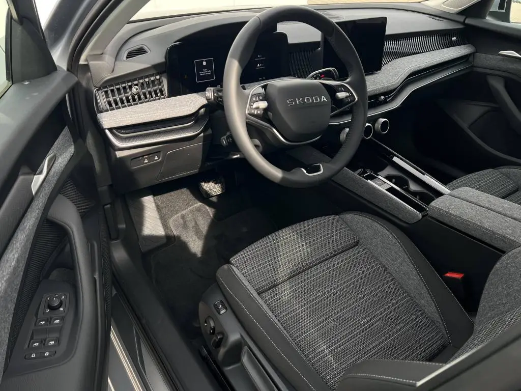 Škoda Superb Selection 7DSG 2,0TDI / 110kW