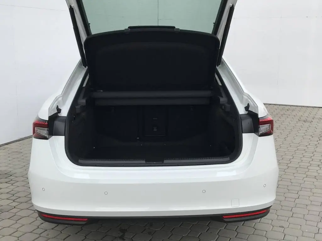 Škoda Superb Selection 7DSG 2,0TDI / 110kW