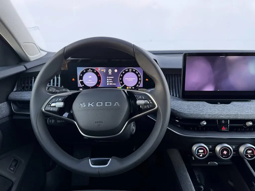 Škoda Superb Selection 7DSG 2,0TDI / 110kW