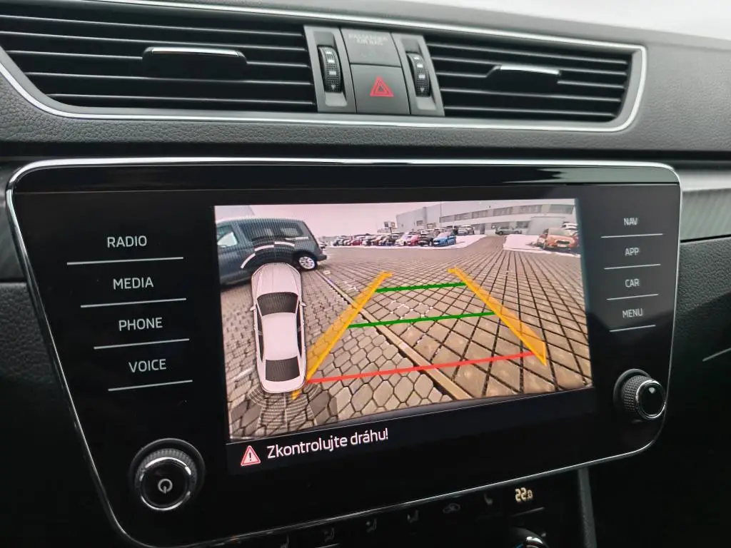 Škoda Superb SportLine 4x4 7DSG 2,0TSI / 200kW