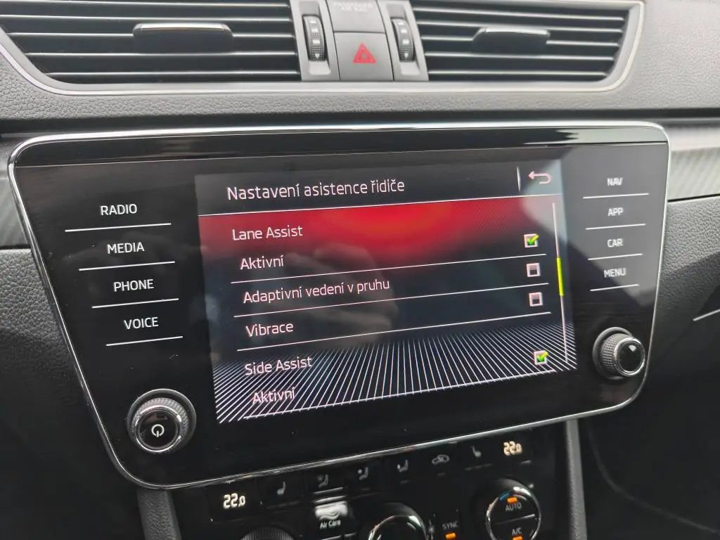 Škoda Superb SportLine 4x4 7DSG 2,0TSI / 200kW