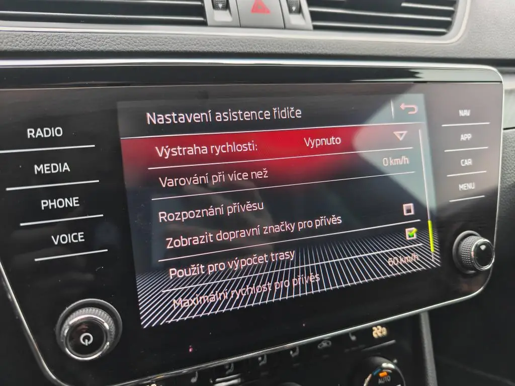 Škoda Superb SportLine 4x4 7DSG 2,0TSI / 200kW