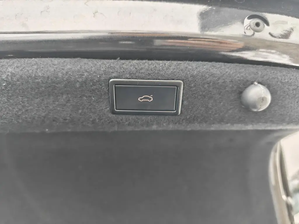 Škoda Superb SportLine 4x4 7DSG 2,0TSI / 200kW